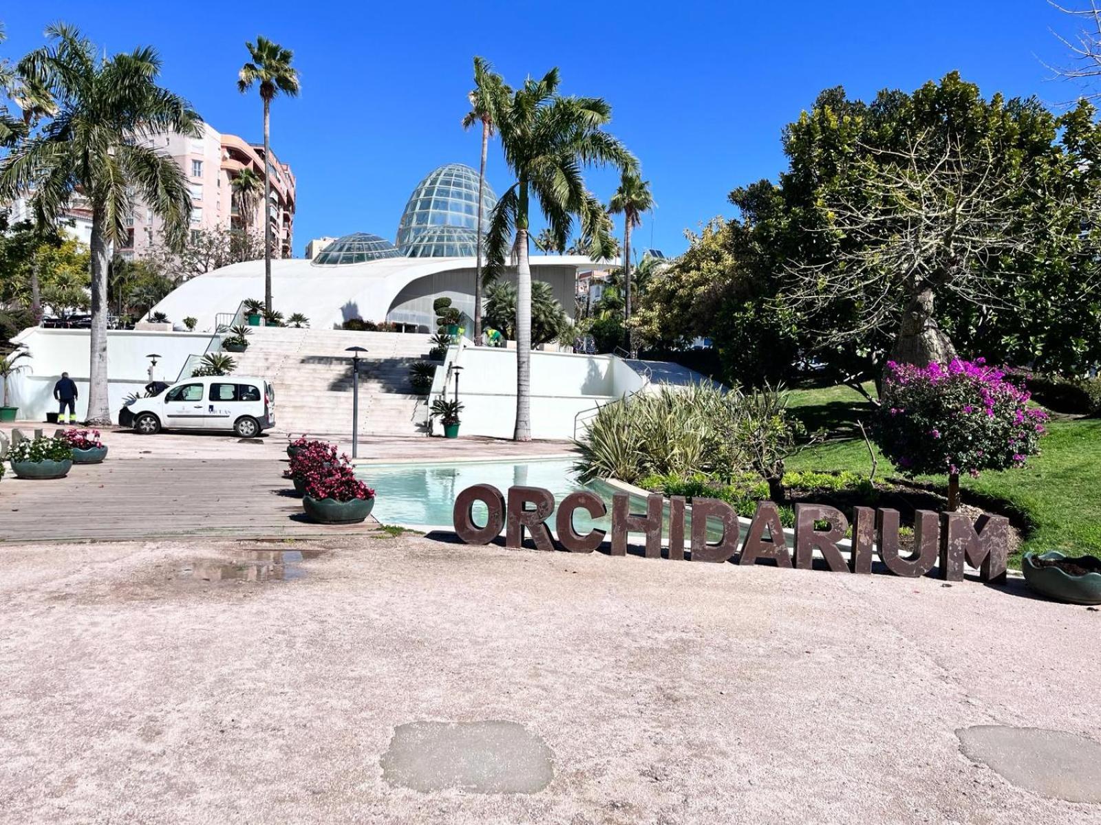El Faro Vacaciones En Estepona Bagian luar foto
