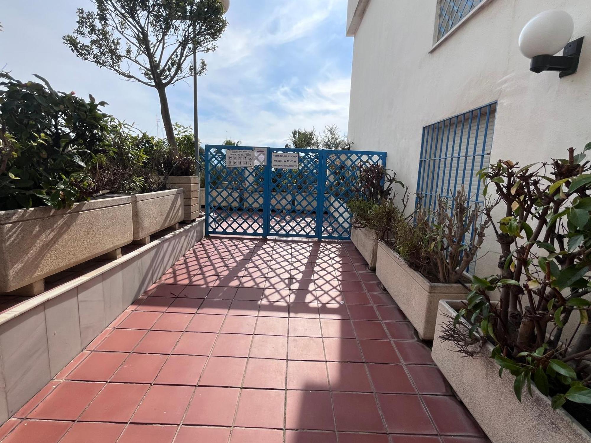 El Faro Vacaciones En Estepona Bagian luar foto